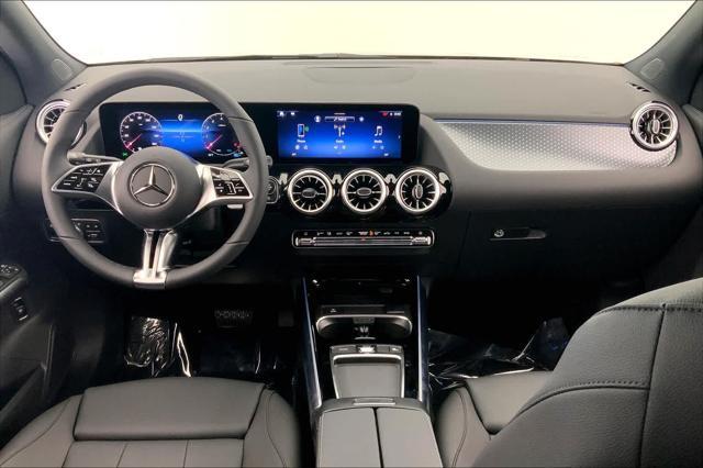 new 2025 Mercedes-Benz GLA 250 car, priced at $47,295