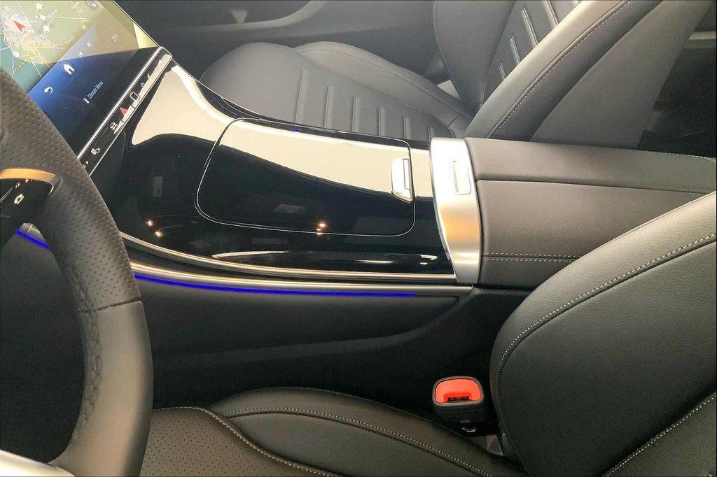 new 2026 Mercedes-Benz GLC 300 car, priced at $62,195