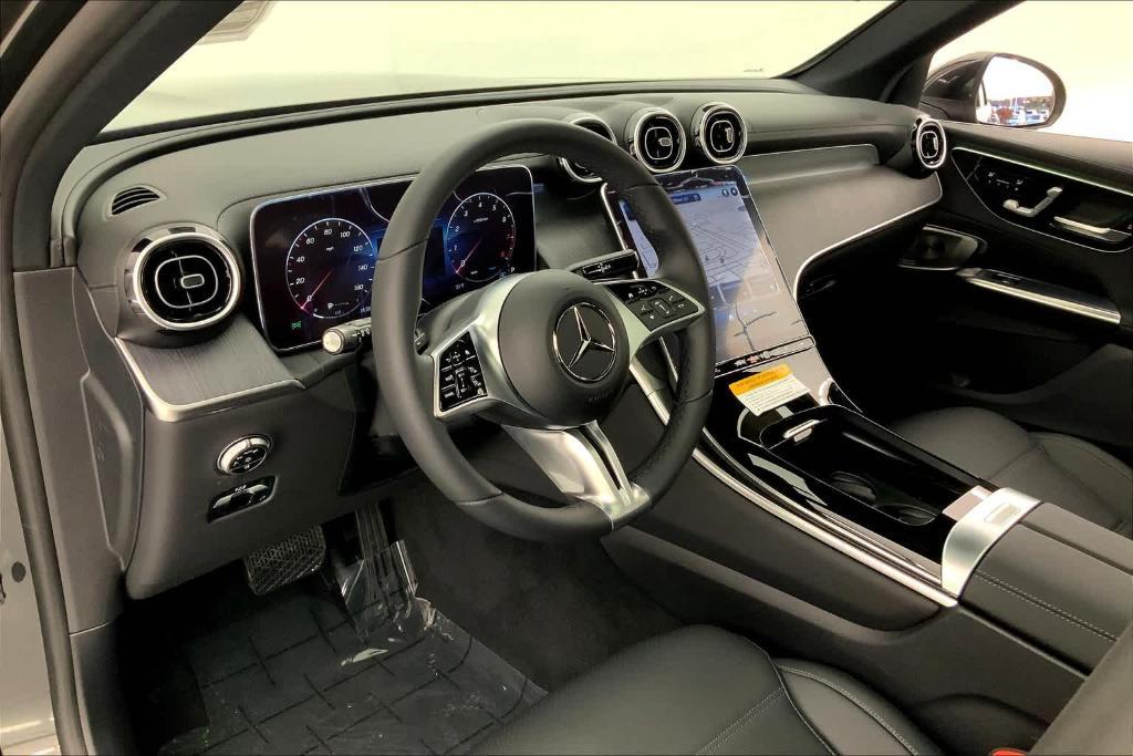 new 2024 Mercedes-Benz GLC 300 car, priced at $52,315