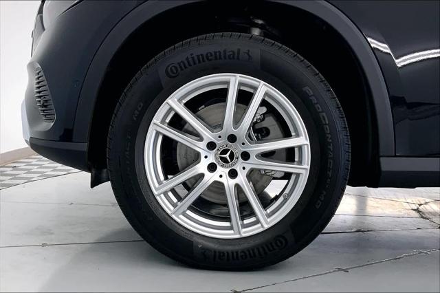 new 2025 Mercedes-Benz GLC 300 car, priced at $59,215