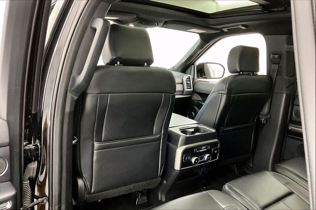 used 2019 Ford Expedition car, priced at $21,946