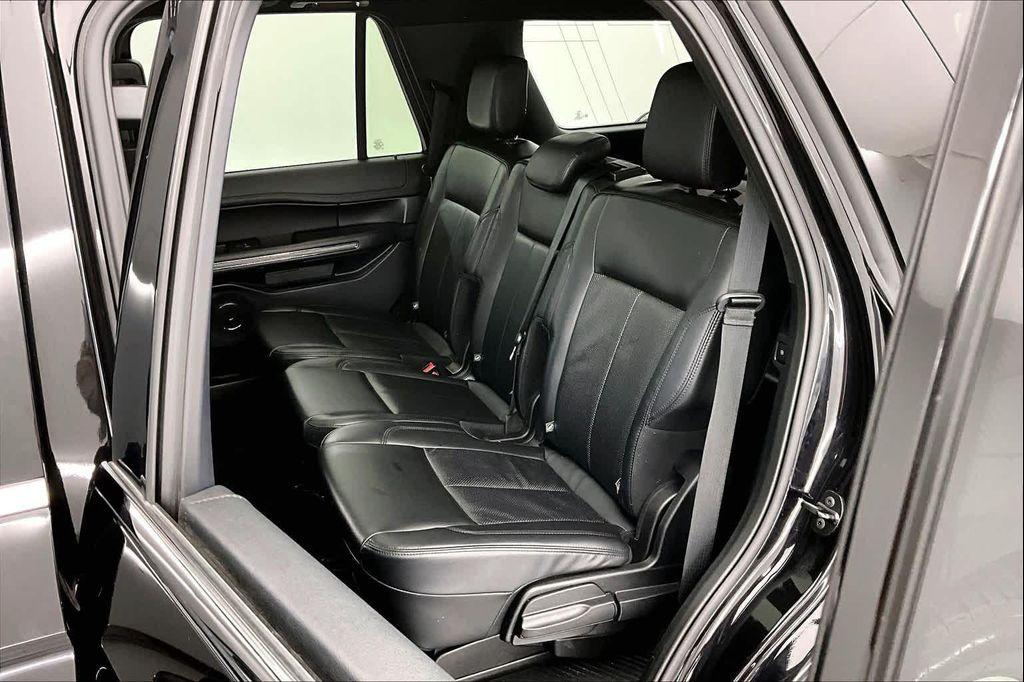 used 2019 Ford Expedition car, priced at $21,946