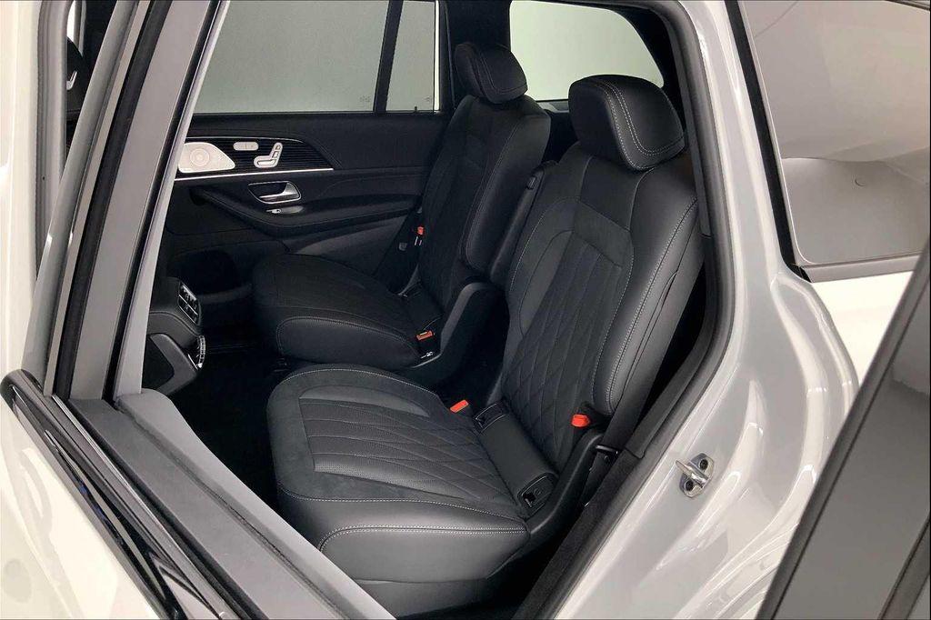 new 2025 Mercedes-Benz AMG GLS 63 car, priced at $164,925