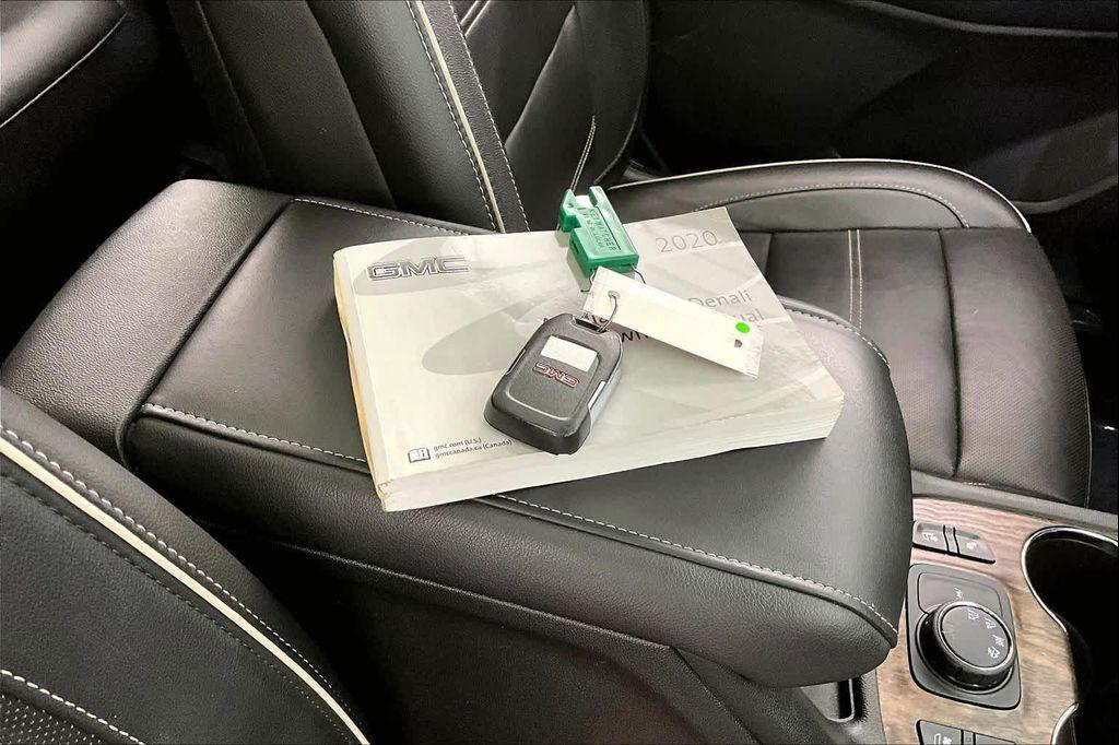 used 2020 GMC Acadia car, priced at $24,988