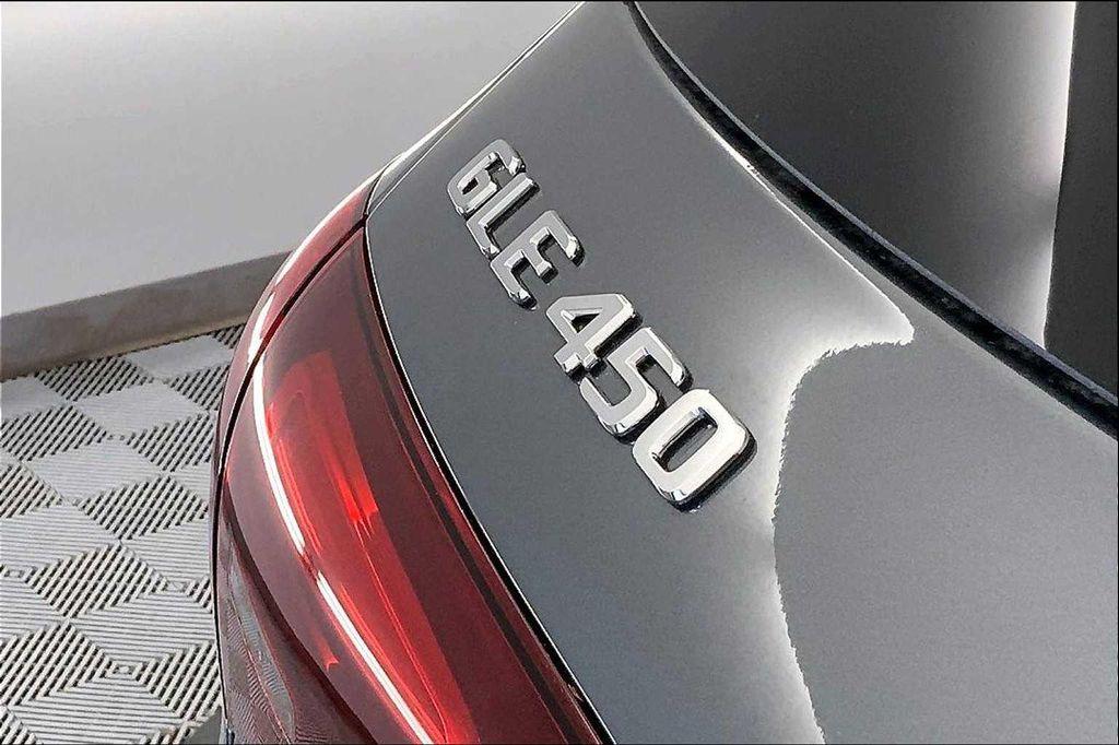 new 2026 Mercedes-Benz GLE 450 car, priced at $84,640