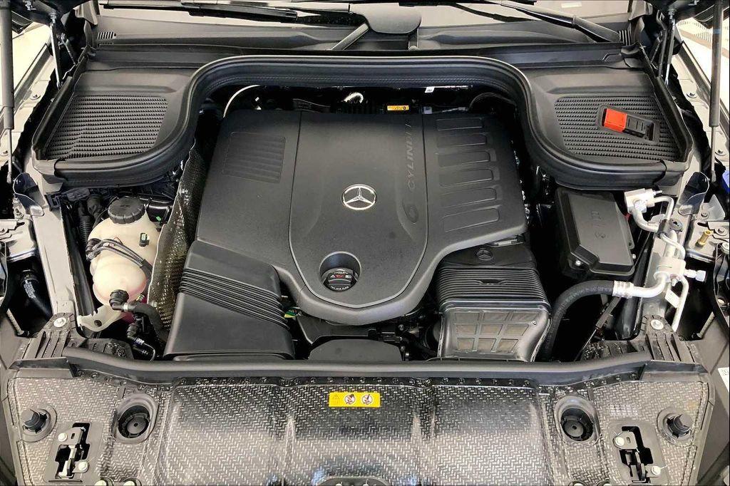 new 2026 Mercedes-Benz GLE 450 car, priced at $84,640
