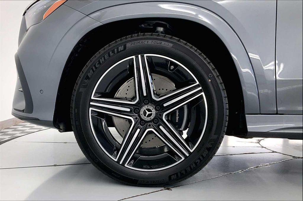 new 2026 Mercedes-Benz GLE 450 car, priced at $84,640