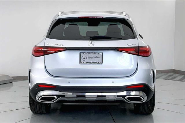 new 2025 Mercedes-Benz GLC 350e car, priced at $70,555