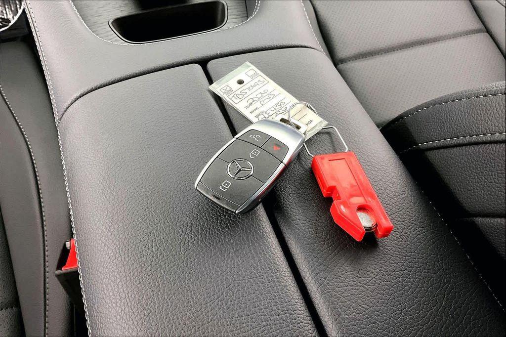 new 2026 Mercedes-Benz GLE 450 car, priced at $85,180