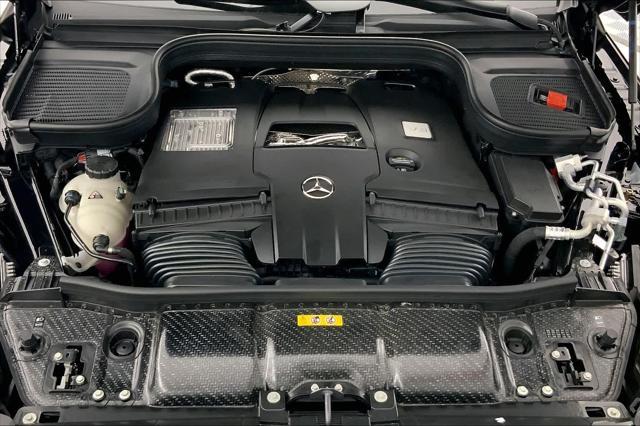 new 2024 Mercedes-Benz GLS 580 car, priced at $119,950