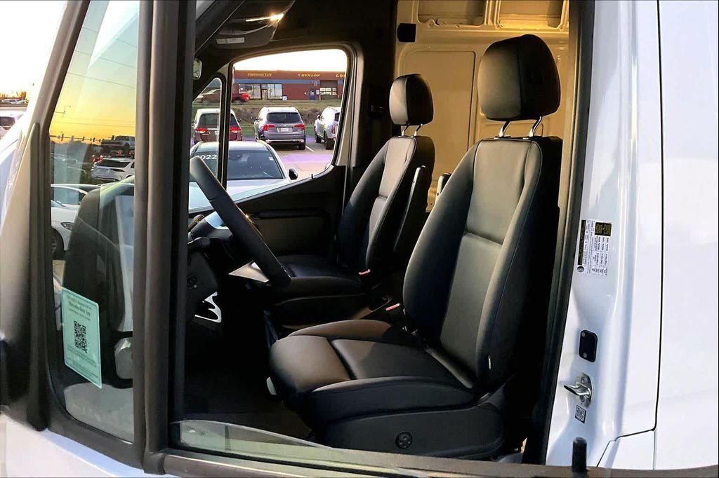new 2026 Mercedes-Benz Sprinter 2500 car, priced at $77,600