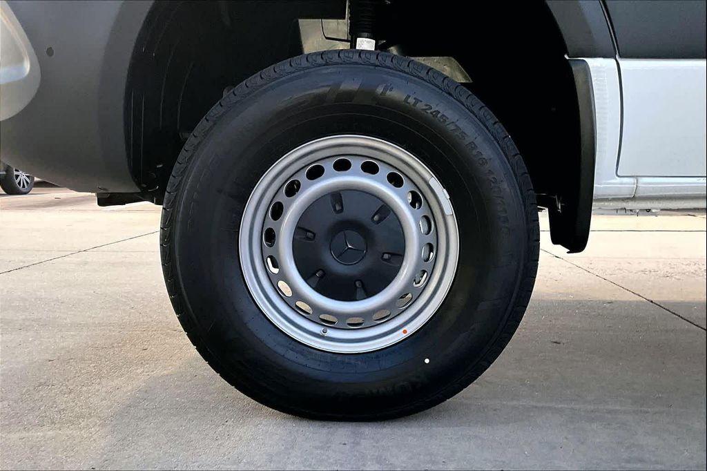 new 2026 Mercedes-Benz Sprinter 2500 car, priced at $77,600