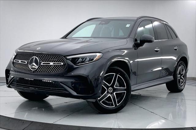 new 2025 Mercedes-Benz GLC 300 car, priced at $62,020