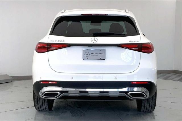 new 2025 Mercedes-Benz GLC 300 car, priced at $52,435