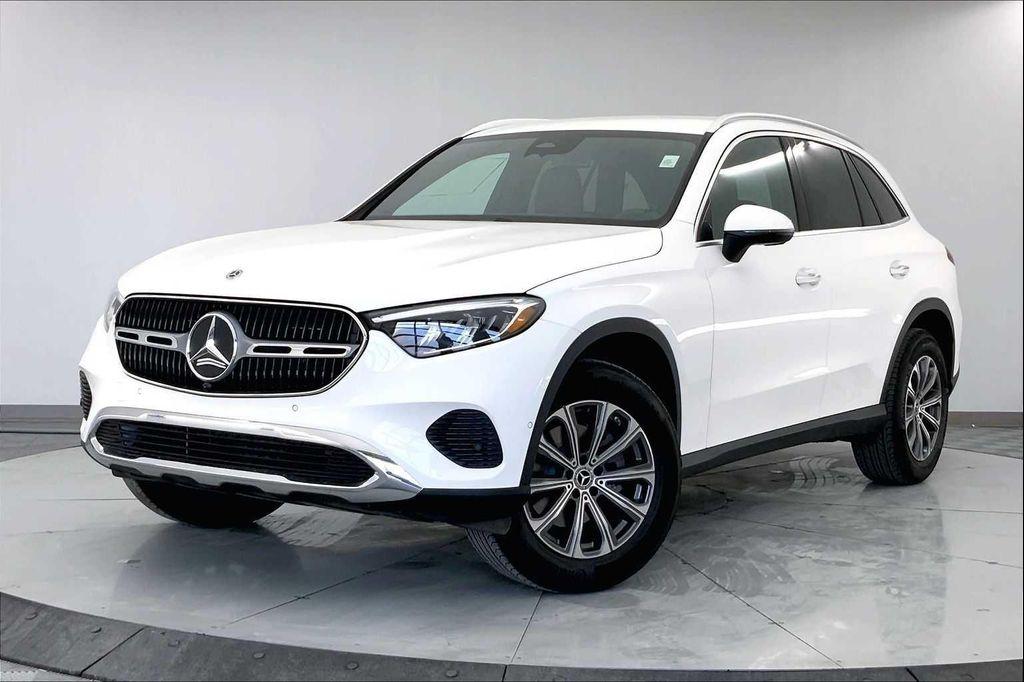new 2025 Mercedes-Benz GLC 300 car, priced at $48,435