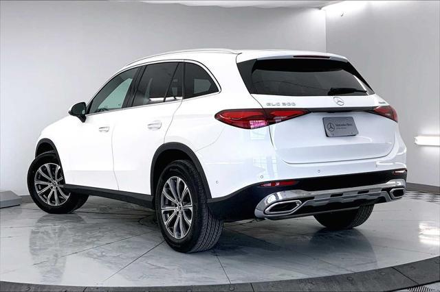 new 2025 Mercedes-Benz GLC 300 car, priced at $52,435