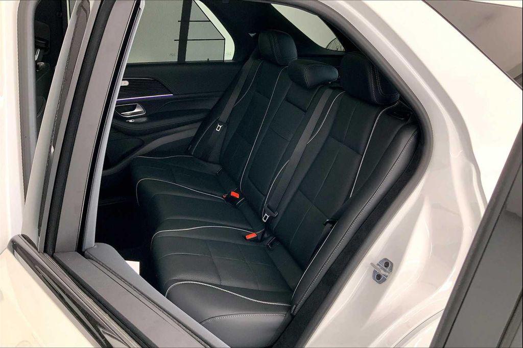 new 2026 Mercedes-Benz GLE 450 car, priced at $98,105