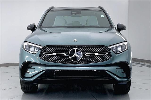 new 2025 Mercedes-Benz GLC 300 car, priced at $62,225