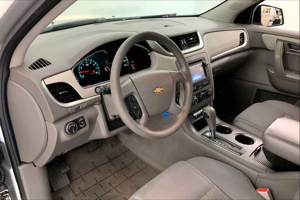 used 2014 Chevrolet Traverse car, priced at $5,992