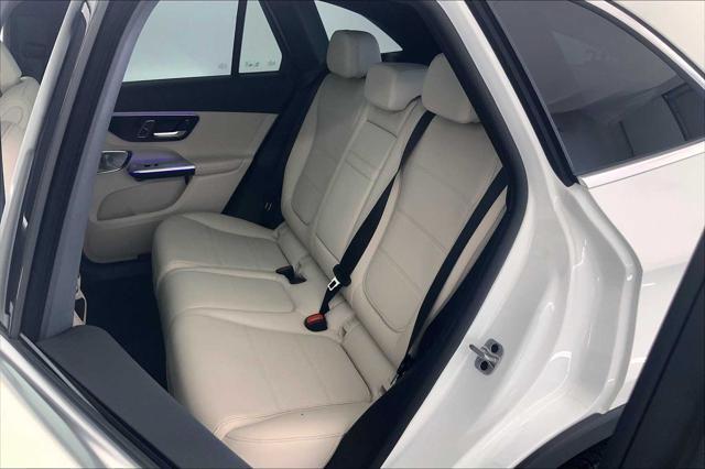 new 2025 Mercedes-Benz GLC 300 car, priced at $58,255