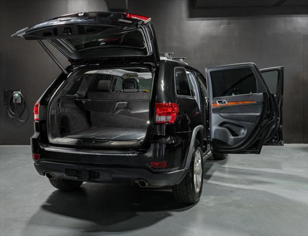 used 2012 Jeep Grand Cherokee car, priced at $5,995