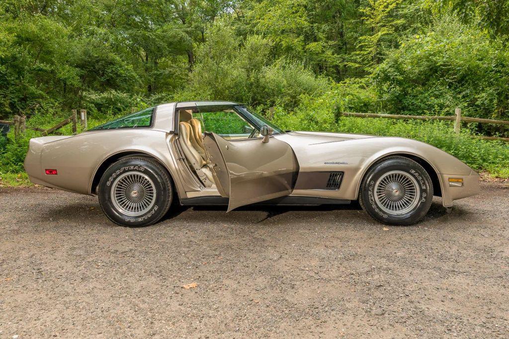 used 1982 Chevrolet Corvette car, priced at $22,900
