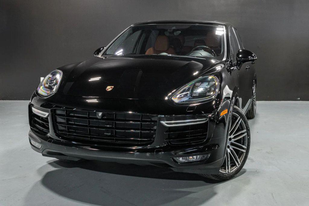 used 2018 Porsche Cayenne car, priced at $66,900