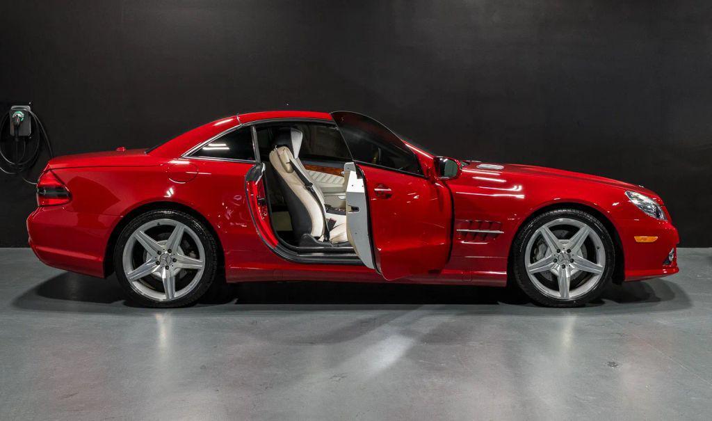 used 2009 Mercedes-Benz SL-Class car, priced at $29,900