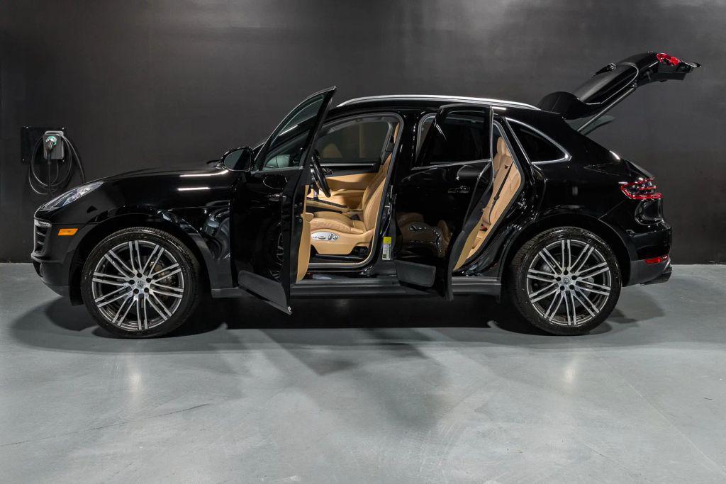 used 2018 Porsche Macan car, priced at $29,900