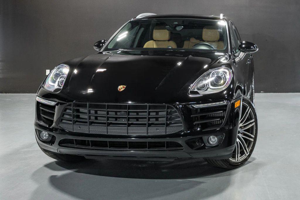 used 2018 Porsche Macan car, priced at $29,900