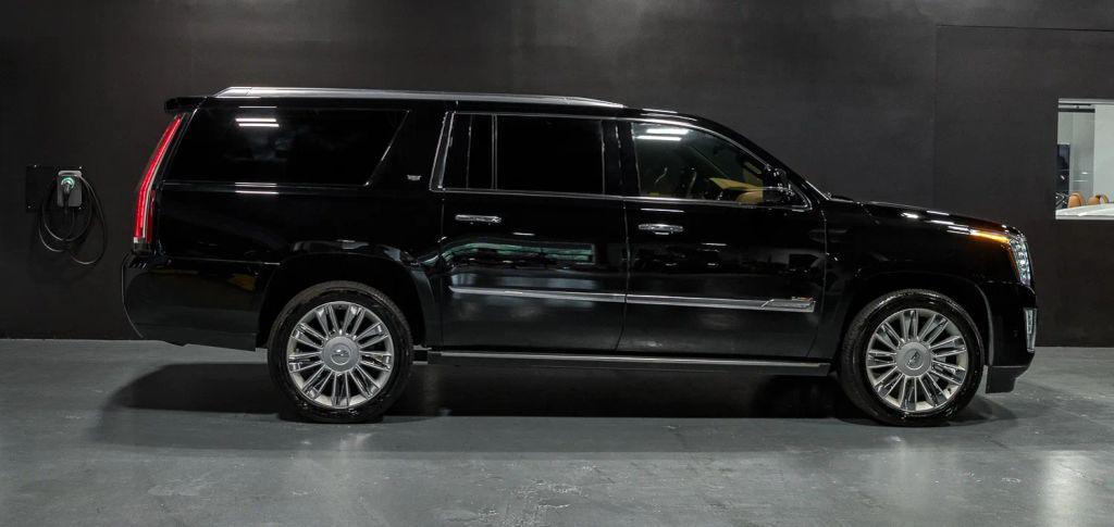 used 2017 Cadillac Escalade ESV car, priced at $33,900