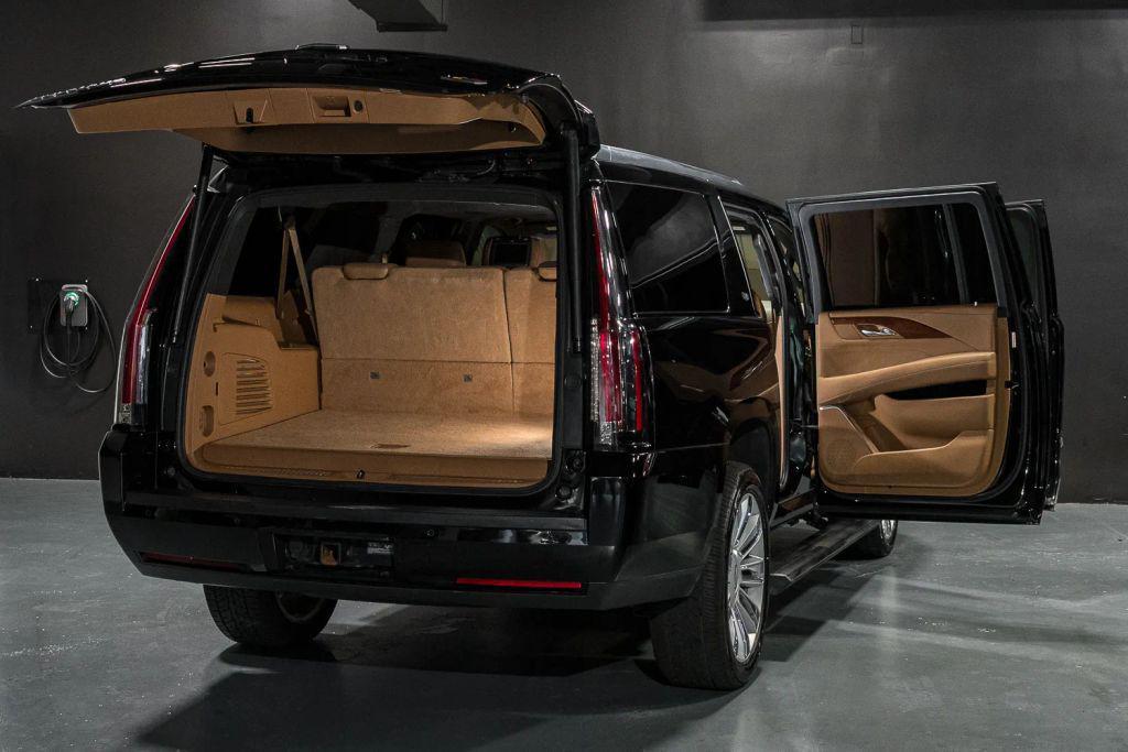 used 2017 Cadillac Escalade ESV car, priced at $33,900