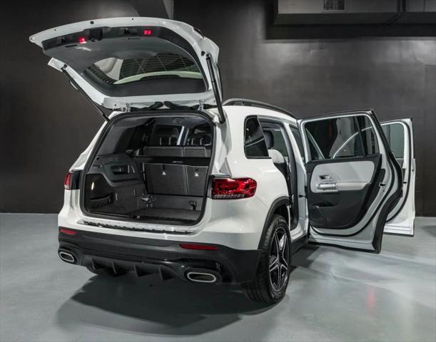 used 2022 Mercedes-Benz GLB 250 car, priced at $29,900