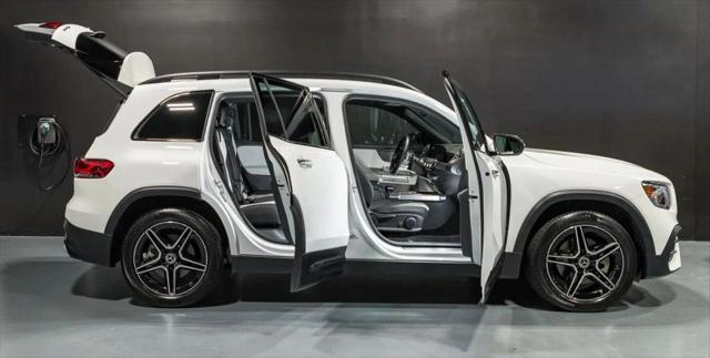 used 2022 Mercedes-Benz GLB 250 car, priced at $29,900