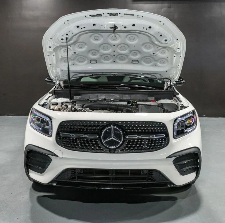 used 2022 Mercedes-Benz GLB 250 car, priced at $29,900