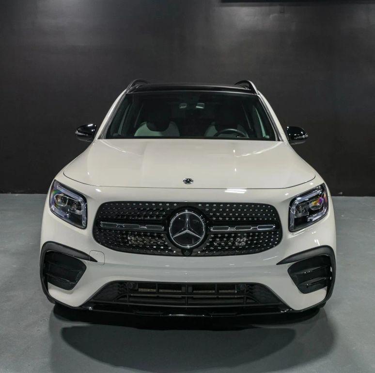 used 2022 Mercedes-Benz GLB 250 car, priced at $29,900