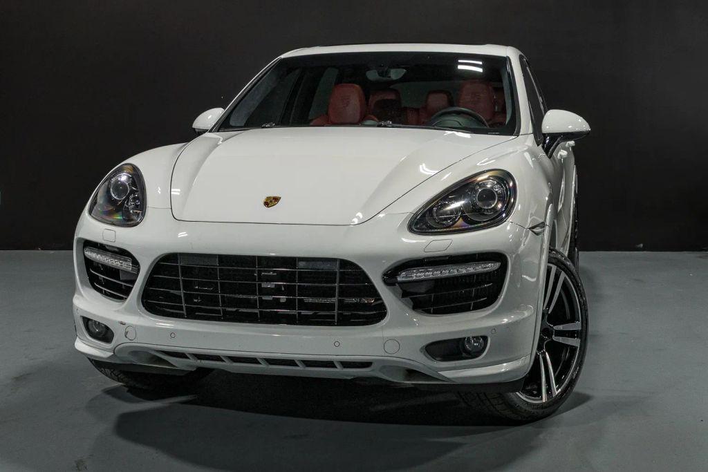 used 2014 Porsche Cayenne car, priced at $39,900