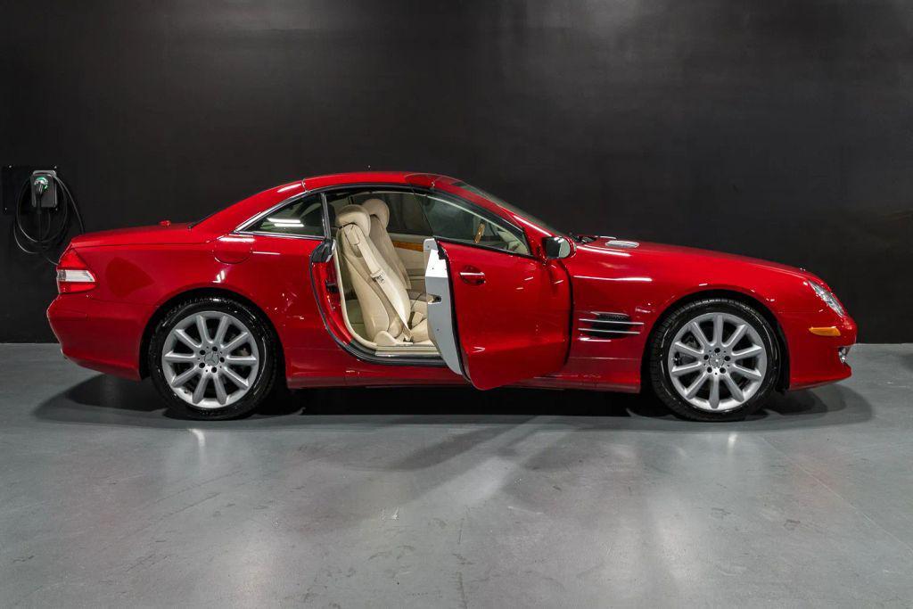 used 2007 Mercedes-Benz SL-Class car, priced at $22,900