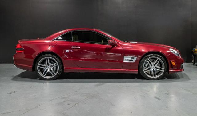 used 2009 Mercedes-Benz SL-Class car, priced at $56,900