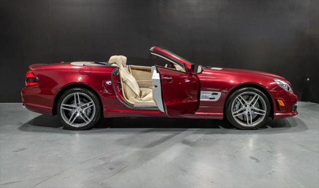 used 2009 Mercedes-Benz SL-Class car, priced at $56,900