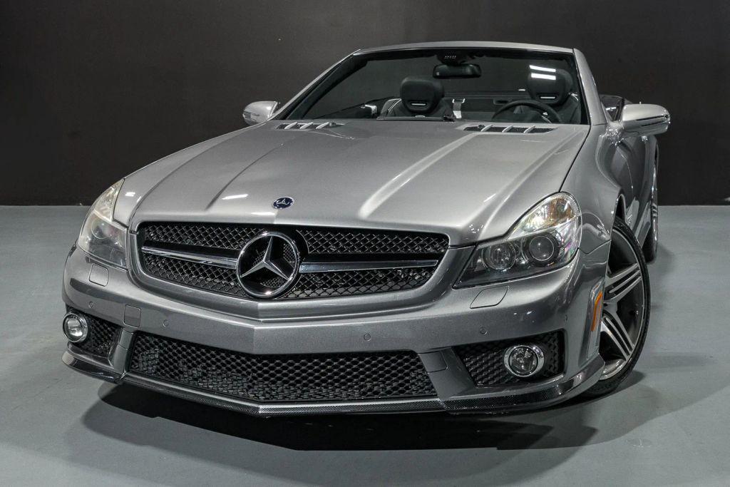 used 2009 Mercedes-Benz SL-Class car, priced at $39,900