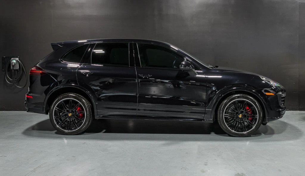 used 2016 Porsche Cayenne car, priced at $36,900