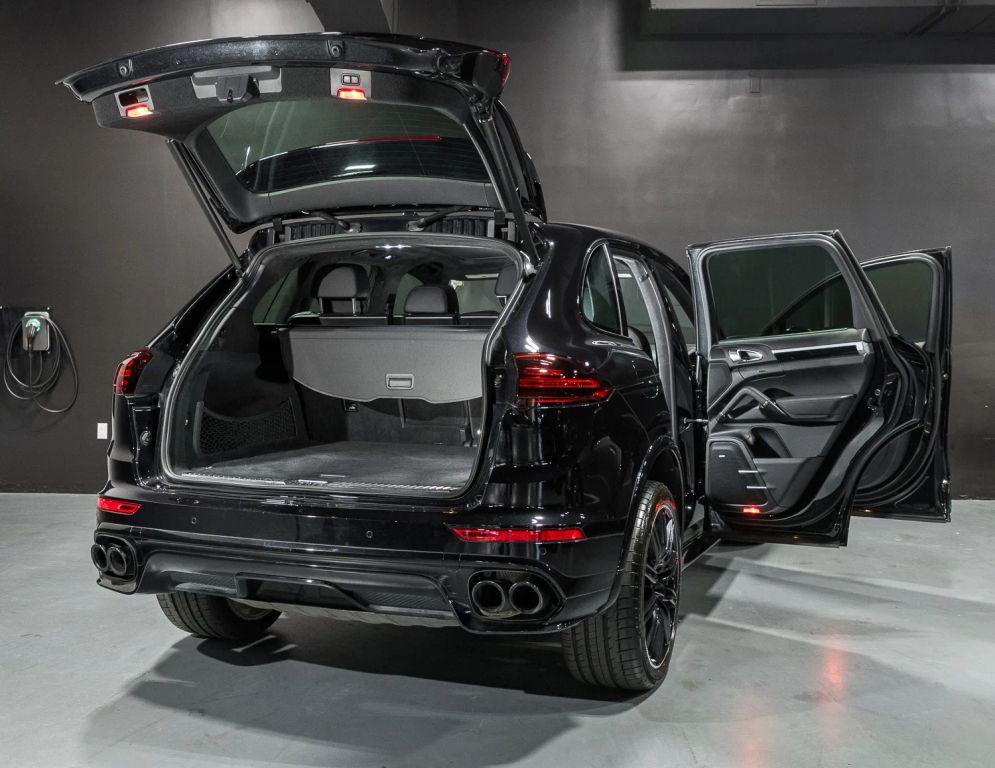 used 2016 Porsche Cayenne car, priced at $36,900