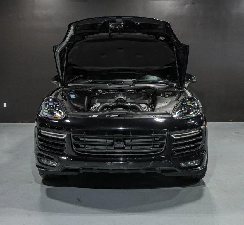 used 2016 Porsche Cayenne car, priced at $36,900
