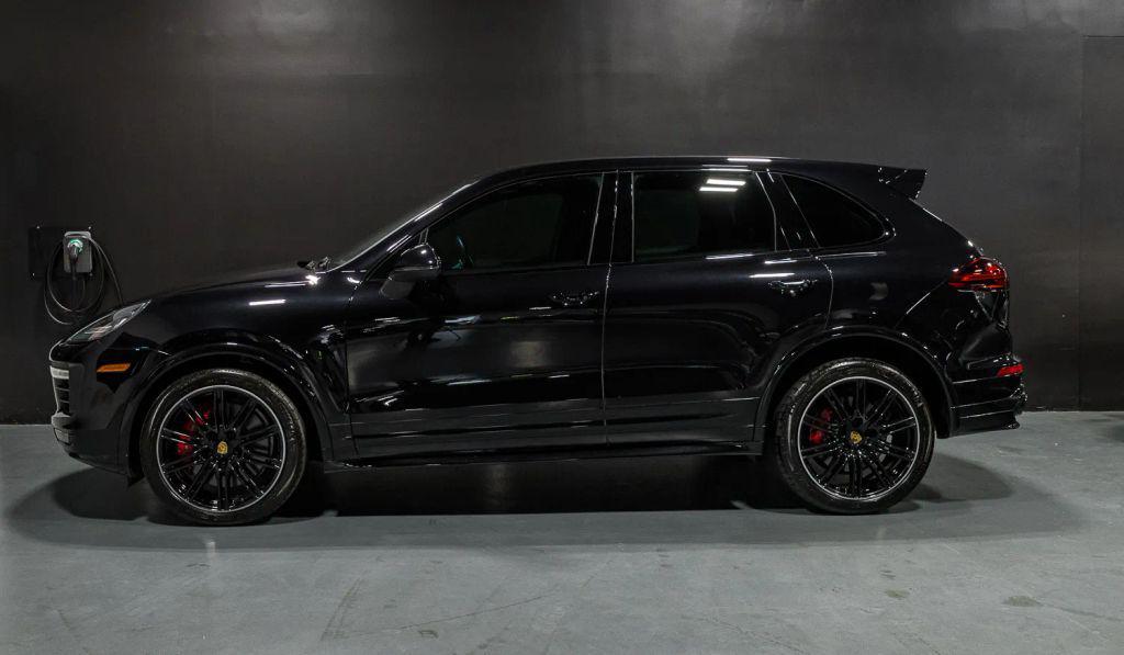 used 2016 Porsche Cayenne car, priced at $36,900