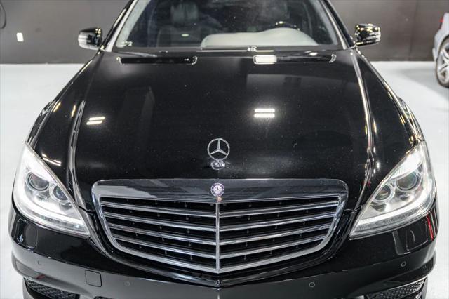 used 2013 Mercedes-Benz S-Class car, priced at $27,900