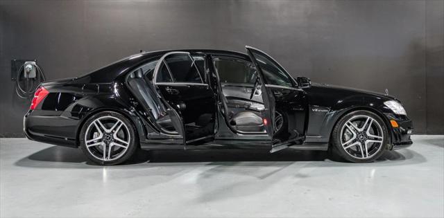 used 2013 Mercedes-Benz S-Class car, priced at $27,900