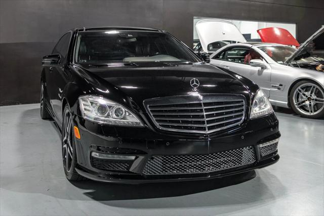 used 2013 Mercedes-Benz S-Class car, priced at $27,900