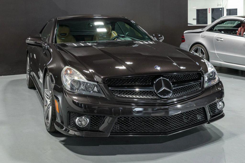 used 2009 Mercedes-Benz SL-Class car, priced at $37,900