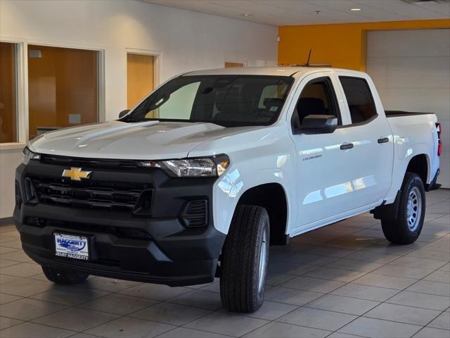 new 2024 Chevrolet Colorado car, priced at $32,000